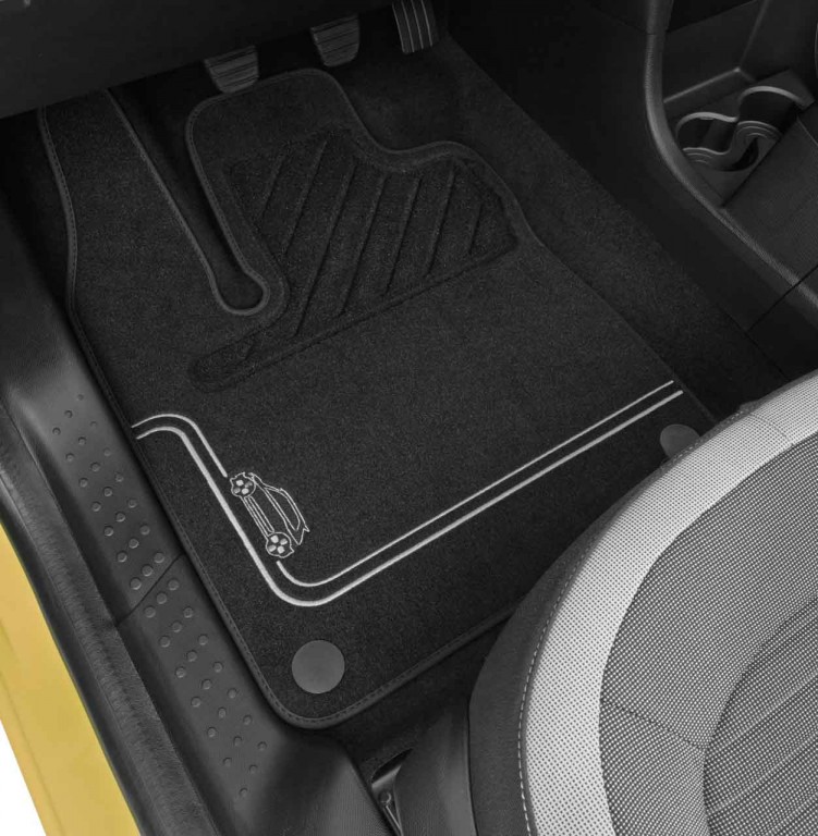 Tapis de sol Renault TWINGO 3 Lot de 4 (AV+AR) - Premium – réf. 8201476011