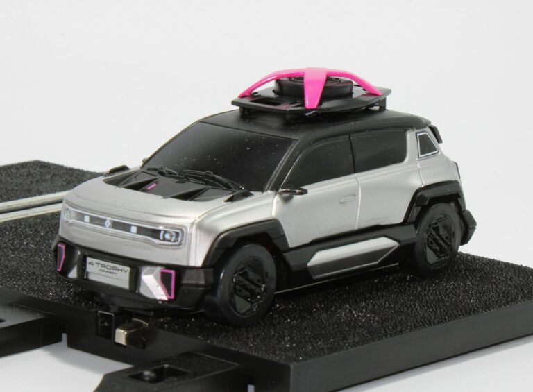 VOITURE R4 CONCEPT GRIS CIRCUI Renault, Dacia, Alpine - 7717276766