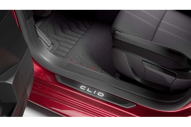 RENAULT CLIO 6 - Seuils de porte avant éclairés
