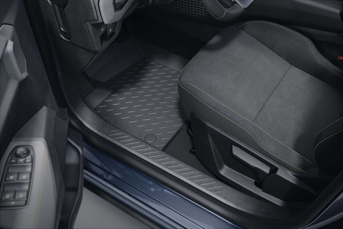 Tapis de sol caoutchouc Lot de 4 (AV+AR) - Dacia STRIKER – réf. 749M69488R