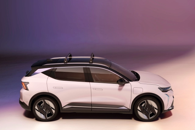 RENAULT – Barres de toit sur longitudinales - RENAULT SCENIC E-TECH