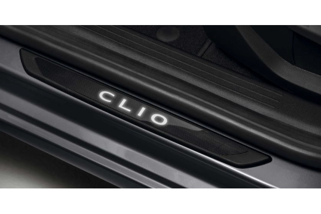 RENAULT CLIO E-TECH - Seuils de porte avant éclairés