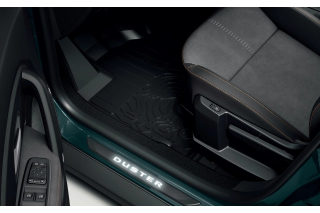 DACIA – Seuils de portes éclairés DUSTER 3