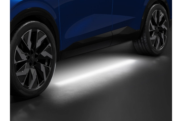 RENAULT – Lumière d'approche sous caisse - RENAULT SYMBIOZ