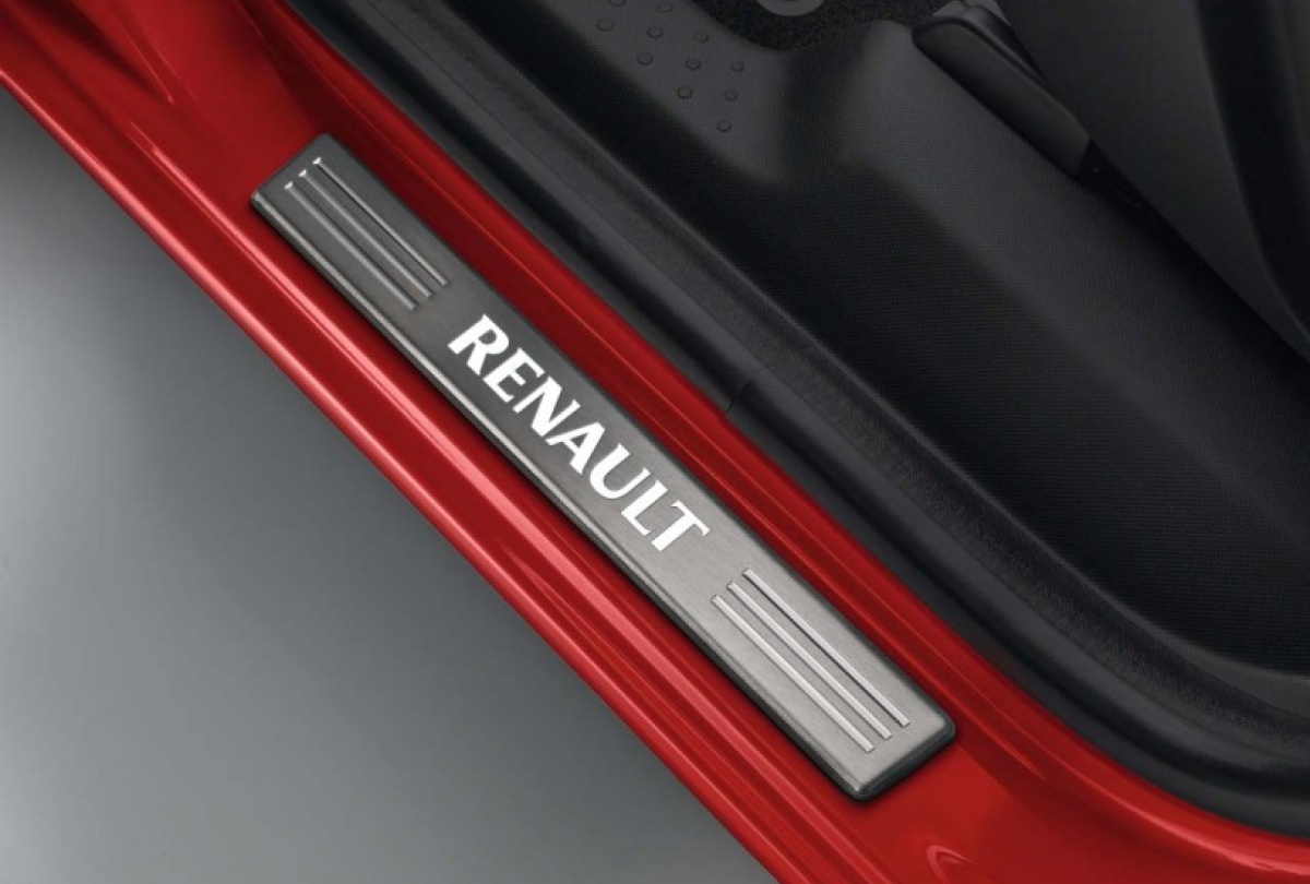 Seuils de porte Renault éclairés - RENAULT Renault
